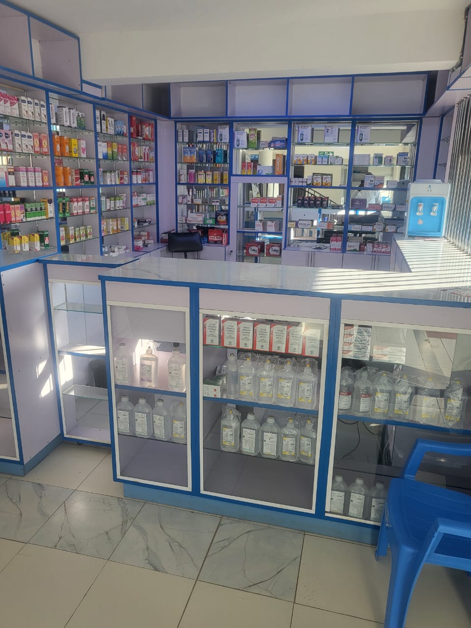 Pharmacy & Lab